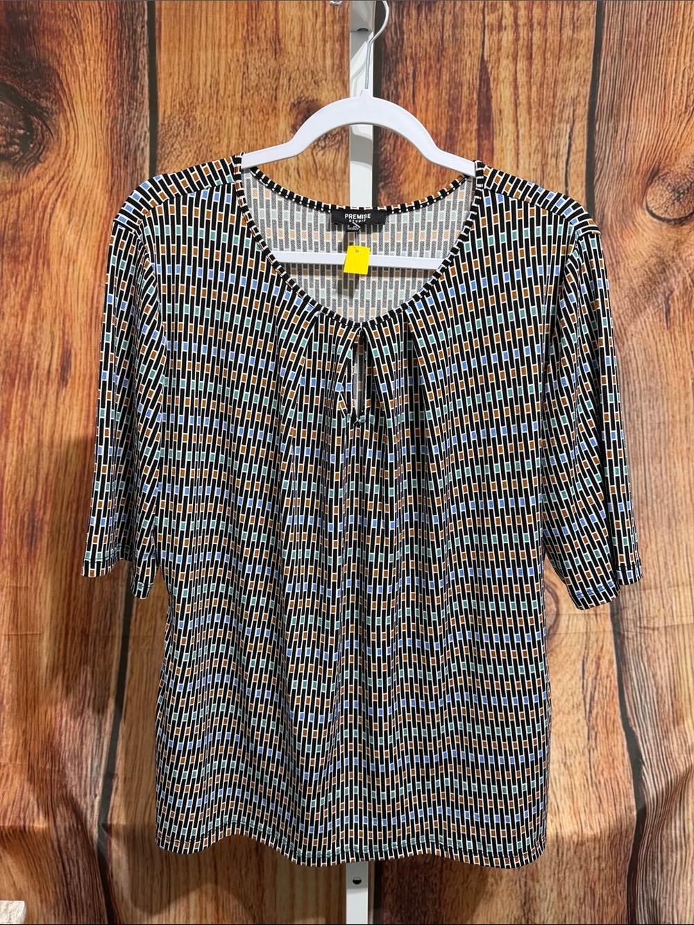🚨(4/$10) Premise Studio Keyhole Blouse Size XL